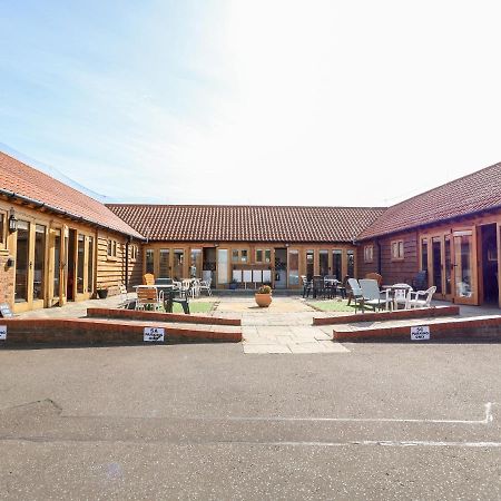 5D Hideways Villa Hunstanton Exterior photo